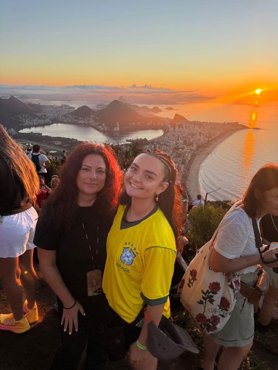 Por do Sol Lindo Tour Dois Irmãos
